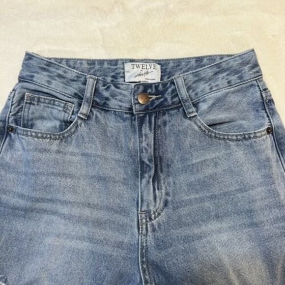 Twelve by Ontwelfth High Rise Boyfriend Jeans Distressed Straight Leg - Picture 4 of 10